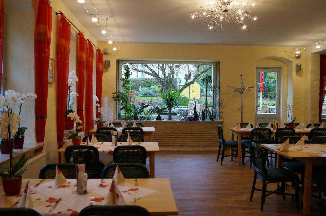 Ferienwohnungen Im Gasthaus Zur Gruenen Wiese Sebnitz Exterior photo